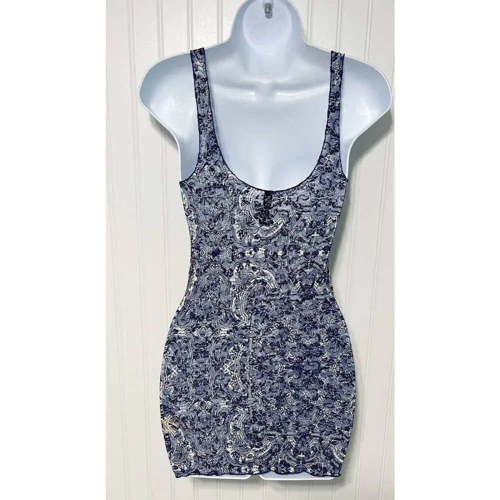 Free People Sheer Lace Printed Long Tank Top Lettuce Hem Sleeveless Blue Small‎